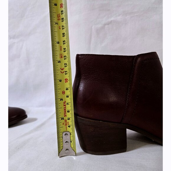 Carlos Santana Leather Ankle Bootie NWOB - size 7.5 - Picture 12 of 13